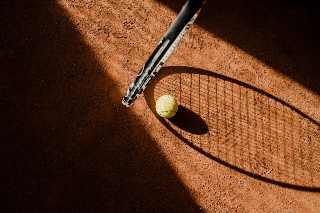 padel racket - photo by cottonbro studio via Pexels